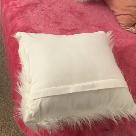 Bedding White Fur Pillows Poshmark